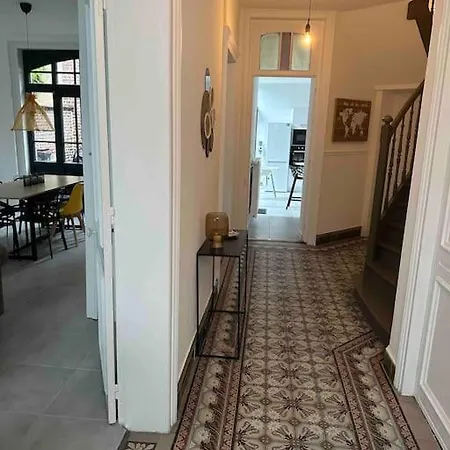 Hébergement de vacances Maison 22 Couchages Prox Gare Et Centre Max 10